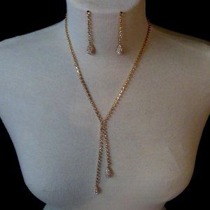 Goldstone necklace with teardrops and earring set